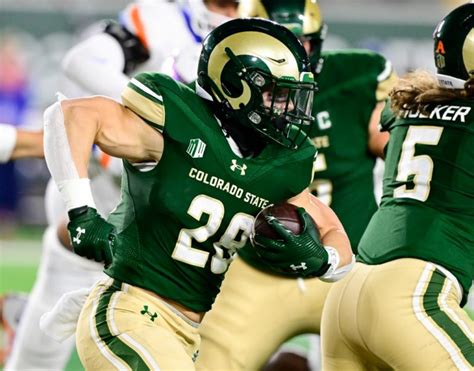 Brayden Fowler-Nicolosi-to-Dallin Holker Hail Mary seals CSU Rams’ first-ever win over Boise State